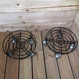Samuel Alexander Tom Chambers Round Black Metal Pot Stand 2 Pack - Size: 10 x 32 x 32cm - Wilko - thumbnail 5