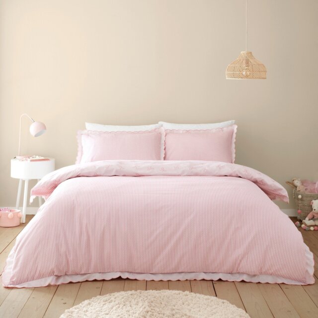 Florence Bows Duvet Cover and Pillowcase Set Pink Double - Wilko - image 1