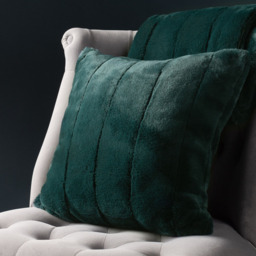 Paoletti Empress Emerald Faux Fur Cushion - Size: 45 x 45 cm - Green - Wilko - thumbnail 3