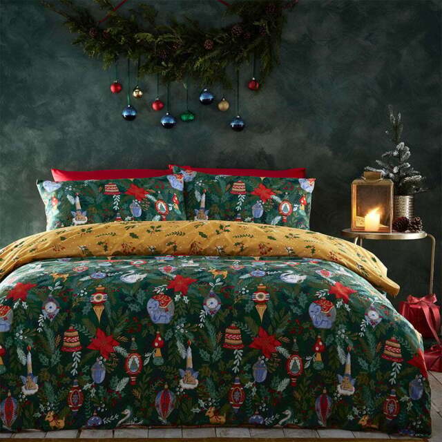 furn. Deck The Halls Double Pine Green Duvet Set - Wilko - image 1