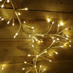 Samuel Alexander Gold Star LED Outdoor Christmas Decoration 60cm - Size: 60 x 60 x 10cm - Wilko - thumbnail 3