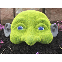 Marco Paul Grass Effect Hedge Peeker Garden Ornament - Size: 30 x 25 x 34cm - Green - Wilko - thumbnail 4