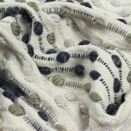 furn. Dhadit Grey Stripe Throw 130 x 150cm - Size: 150 x 130cm - Wilko - thumbnail 4