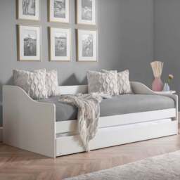 Julian Bowen Elba Surf White Daybed - Size: Single - Wilko - thumbnail 1