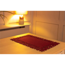 St Helens Maroon Felt Table Mat 30 x 45cm 2 Pack - Size: 300 x 450 x 3cm - Red - Wilko - thumbnail 3