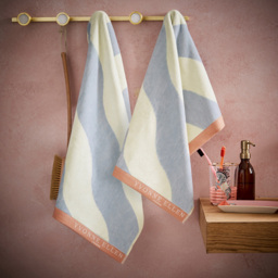 Yvonne Ellen Cotton Frosted Lake Signature Stripe Hand Towel - Size: 90 x 50 x 1cm - Wilko - thumbnail 3