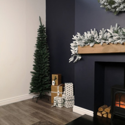Samuel Alexander Green Pencil Artificial Christmas Tree 6.5ft - Wilko - thumbnail 6