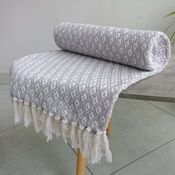 Rapport Home Silver Eden Recycled Cotton Geometric Throw 127 x 152cm - Size: 7 x 152 x 127cm - Wilko - thumbnail 3