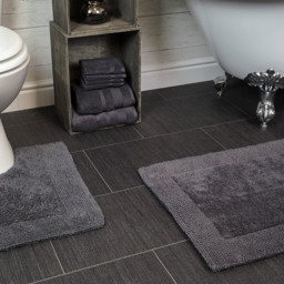 Allure Bath Fashions Elegance Charcoal Grey Reversible Pedestal Mat 53 x 55cm - Wilko - thumbnail 3