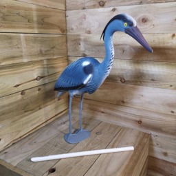 Hamble Distribution Blue Heron Bird Deterrent Garden Ornament - Size: 65 x 65 x 65cm - Red - Wilko - thumbnail 5