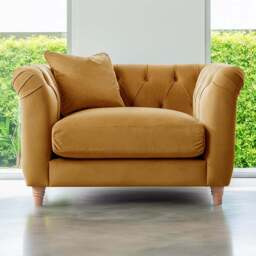 Elsie Chesterfield Ochre Plush Velvet Armchair - Size: 71 x 118 x 101cm - Yellow - Wilko