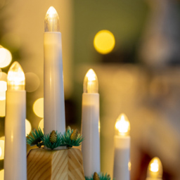 The Christmas Workshop 7 LED Battery Operated Pine Wooden Candle Bridge Light - Wilko - thumbnail 4