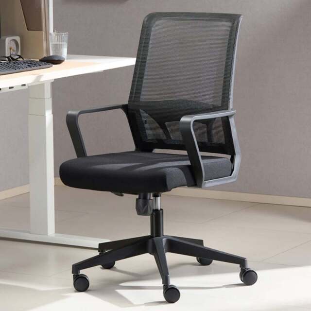 TTAP Cambridge Black Mesh Swivel Office Chair - Size: 101 x 60 x 60cm - Wilko - image 1