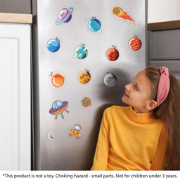 Walplus Dinosaurs and Solar System Double Sided Reusable Gel Window Sticker 28 Piece - Size: 0.3 x 40 x 55cm - Red - Wilko - thumbnail 6