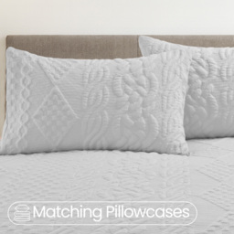 Velosso Double White Quilted Knit Duvet Set - Wilko - thumbnail 5
