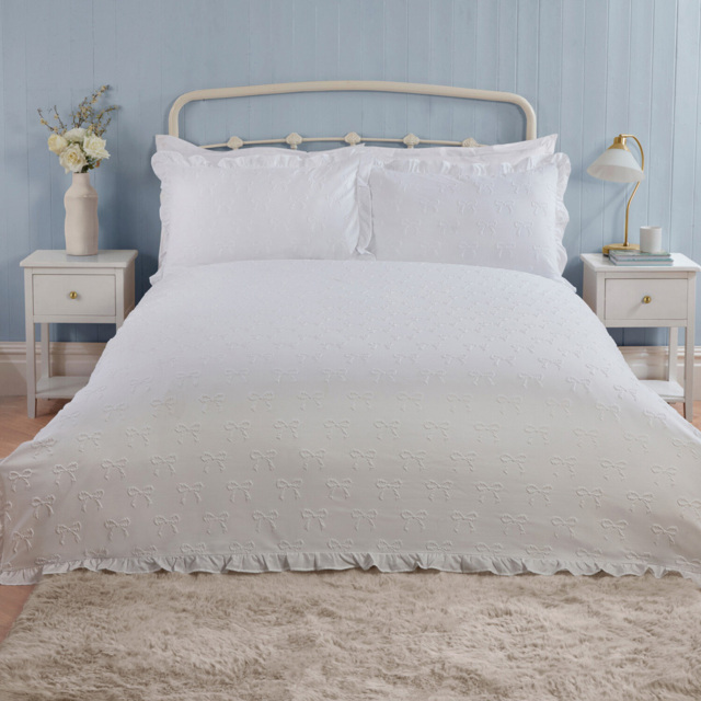 Ellie Bow Ruffle Duvet Set White King - Wilko - image 1