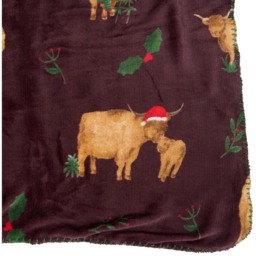Christmas Highland Cows Throw - Burgundy and Green - All I Want For Christmas - Wilko - thumbnail 5