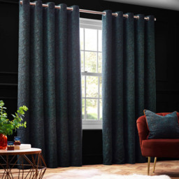 Paoletti Galaxy Emerald Chenille Piped Cushion - Size: 50 x 50 cm - Green - Wilko - thumbnail 3