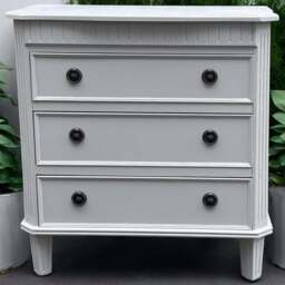 Acacia Home 3 Drawer Grey Chest of Drawers with Bronze Handles - Wilko