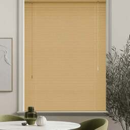 New Edge Blinds Wood Grain PVC Venetian Blind Natural 170cm - Size: W 170 x D 152cm - Cream - Wilko