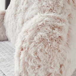 Downland Huggleland Pink Long Hair Cuddle Cushion - Size: 59 x 45 x 39cm - Wilko - thumbnail 5
