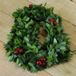 Samuel Alexander Christmas Holly Garland with Red Berries 200cm - Green - Wilko - thumbnail 5