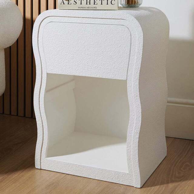 Wavey Side Table White - Wilko - image 1