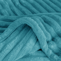 Velosso Bellissima Teal Plush Throw 150 x 200cm - Size: 150 x 200 x 1cm - Wilko - thumbnail 5