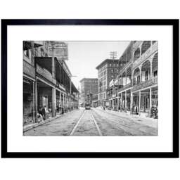 Wee Blue Coo Vintage St Charles Street 1900 New Orleans Framed Wall Art Print 23 x 18cm - Size: 25.9 x 20.6 x 1.5cm - Grey - Wilko - thumbnail 1