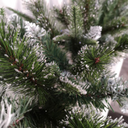 Premier Christmas Artificial Fairmont Fir Snow Tipped Plain Garland Green 180cm - Samuel Alexander - Wilko - thumbnail 4