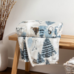 furn. Arcticus White and Blue Animal Fleece Throw 130 x 150cm - Size: 150 x 130cm - Multi - Wilko - thumbnail 3