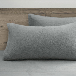 Velosso Silver Teddy Fleece Pillowcase 2 Pack - Wilko - thumbnail 4