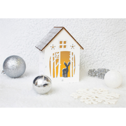 St Helens White Wooden Ornamental House - Size: 130 x 100 x 85cm - Wilko - thumbnail 4