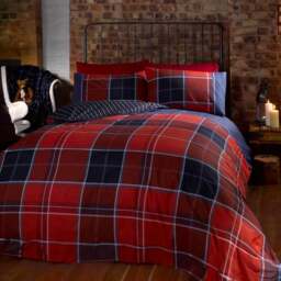 Rapport Home Argyle King Size Red Duvet Set - Wilko - thumbnail 1