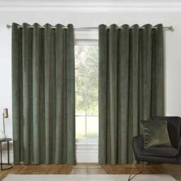 Divante Vermont Velvet Blackout Curtains - Olive/168cm/183cm - Wilko - thumbnail 3