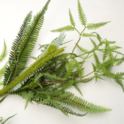 Leaf Fern Hanging Artificial Garland 180cm - Size: 180 x 30 x 20cm - Green - Wilko - thumbnail 3