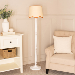 ValueLights Victoria Scallop Rust Edge Shade White Wood LED Floor Lamp - Wilko - thumbnail 6