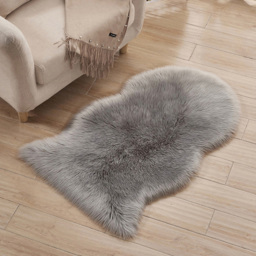 Living and Home Grey Irregular Shaped Shaggy Area Rug 60 x 90cm - Size: 5 x 60 x 90cm - Wilko - thumbnail 3