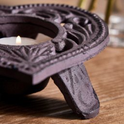 Dibor Antique Brown Cast Iron Heart Tealight Candle Holder 2 Pack - Size: 4 x 13 x 13cm - Wilko - thumbnail 4