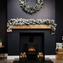 Samuel Alexander Snow Flocked Christmas Garland with Pinecones 180cm - Size: 18cm - Green - Wilko - thumbnail 3
