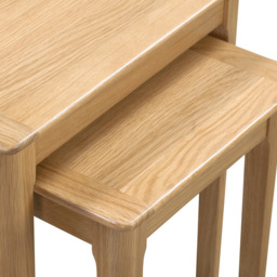 Julian Bowen Cotswold Oak and Veener Nest of Tables Set of 2 - Size: 34 x 49 x 49cm - Brown - Wilko - thumbnail 5