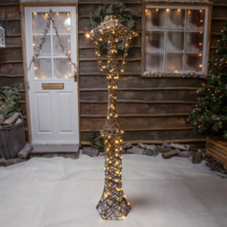 The Christmas Centre 170 Multicolour LED Brown Weave Light-Up Lamp Post Lantern 5ft - Size: 150 x 25 x 25cm - Wilko - thumbnail 5