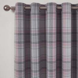 Divante Hatfield Blush Check Blackout Curtain 168 x 137cm - Size: W 168 x D 137cm - Wilko - thumbnail 7