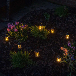 ValueLight Solar Black Outdoor Lanterns Pack of 4 - Size: 17 x 7.5 x 7.5cm - ValueLights - Wilko - thumbnail 4