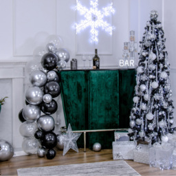 The Christmas Workshop Black Slim Line Christmas Tree 6ft - Green - Wilko - thumbnail 4