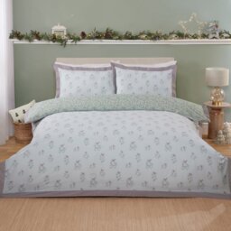 Mistletoe Kisses Duvet Set Green Superking - Wilko - thumbnail 1
