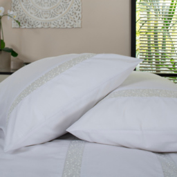 The Lyndon Company Organdie Swirl King Size 200 Thread Count Duvet Set - Blue - Wilko - thumbnail 3