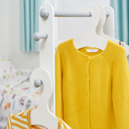 Liberty House Toys Kids Hanging Rail with Extra Storage - Size: 100 x 70 x 30cm - Wilko - thumbnail 7