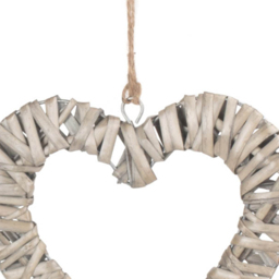 Red Hamper Small Flat Open Wicker Heart - Size: 20 x 1 x 20cm - Brown - Wilko - thumbnail 3