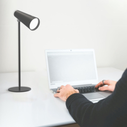 Lifemax Black 5-in-1 Rechargeable LED Light - Size: 140 x 15 x 15cm - Wilko - thumbnail 3